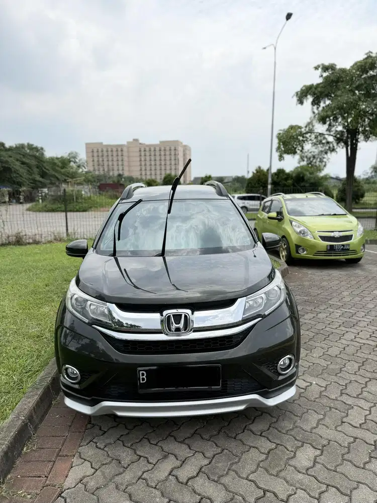 BRV E Prestige AT Matic Hijau Army Super Terawat