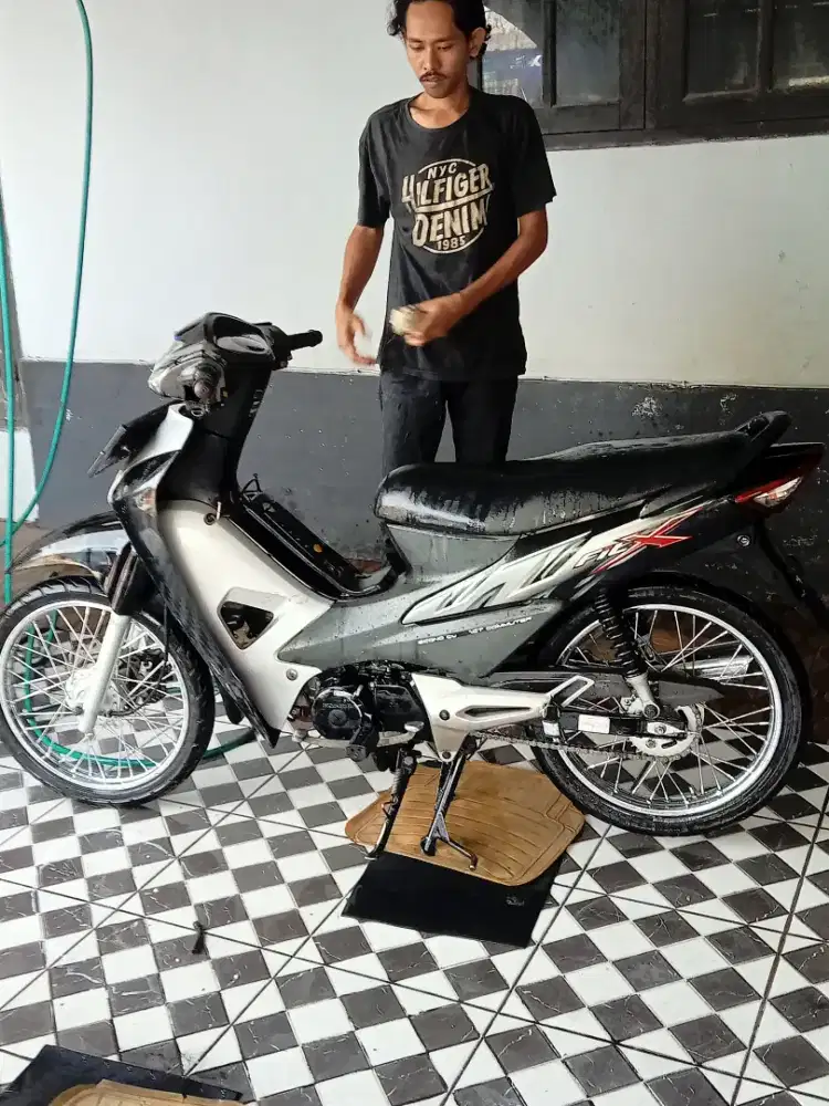 fit new x 2008 orian