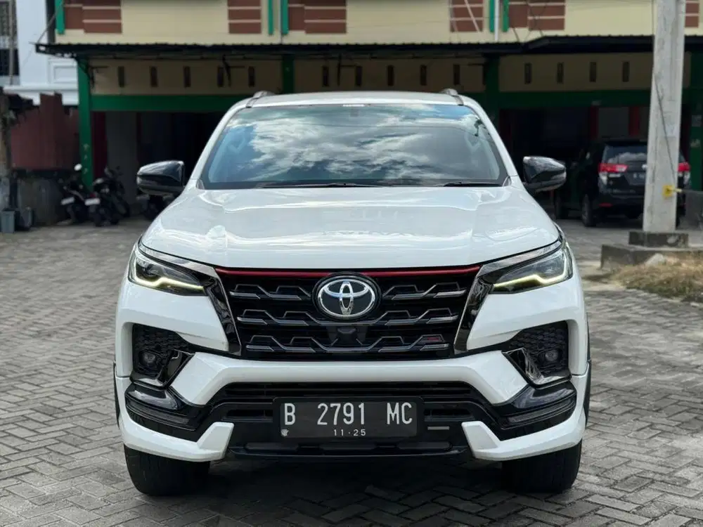 TOYOTA FORTUNER VRZ TRD LAST EDITION 2.4 2020