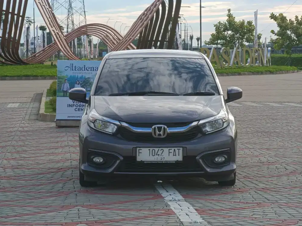 Honda Brio E Satya Automatic 2022 Bensin Abu Metalik