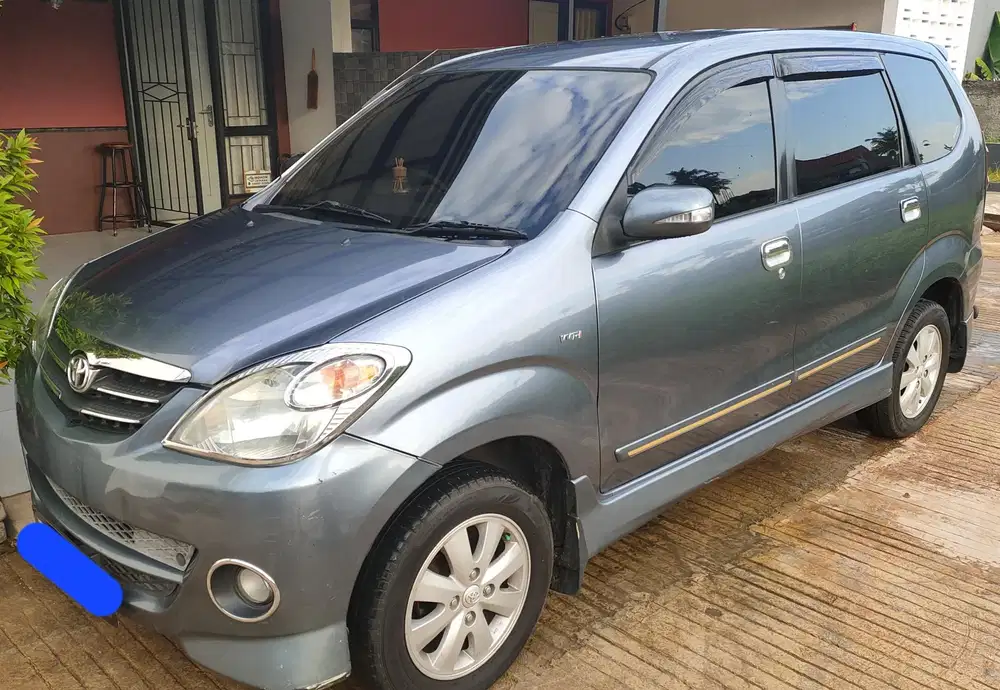 Toyota Avanza 2010 Bensin