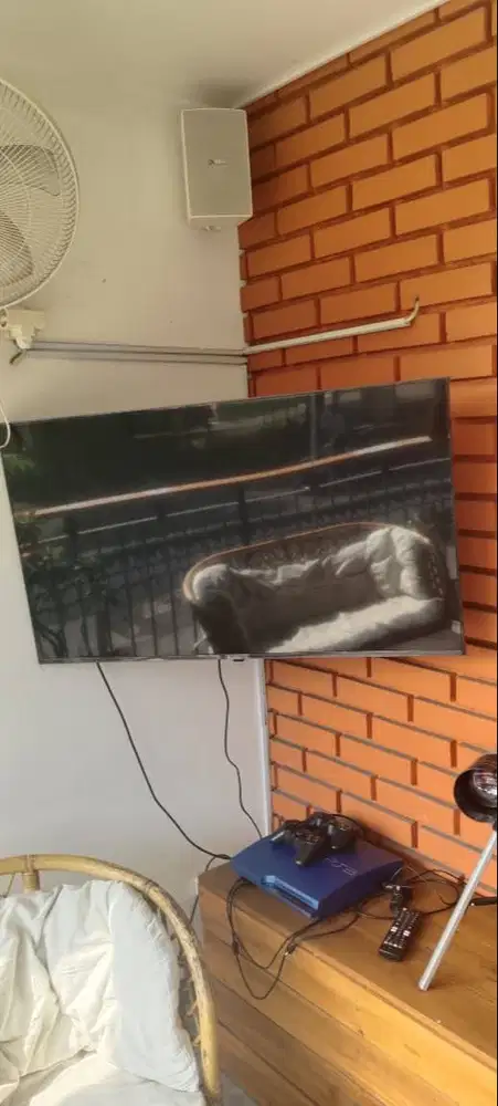 DIJUAL! TV LG HITAM LEGAM