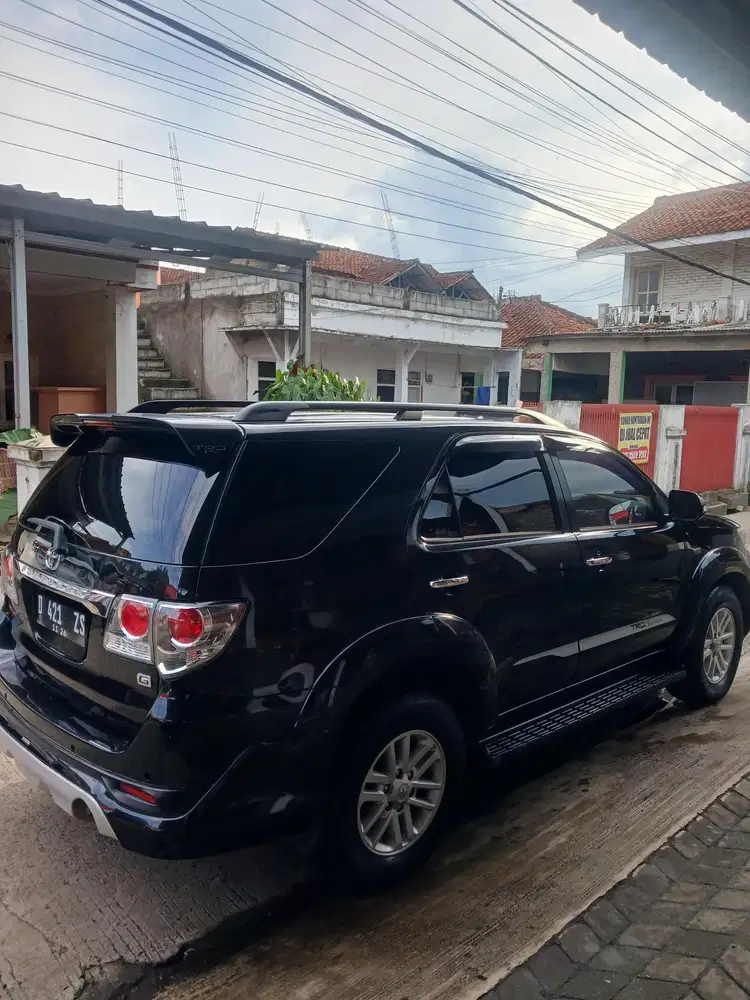 Toyota Fortuner 2011 Bensin