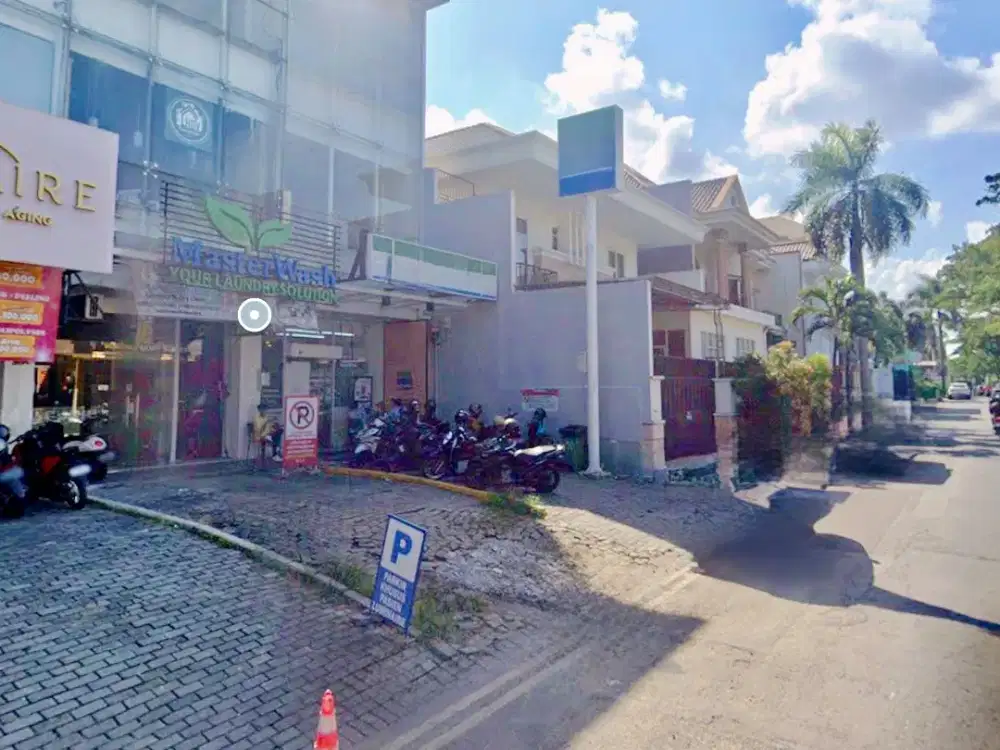 Disewakan Murah Ruko 3 Lt Citraland Gwalk Strategis