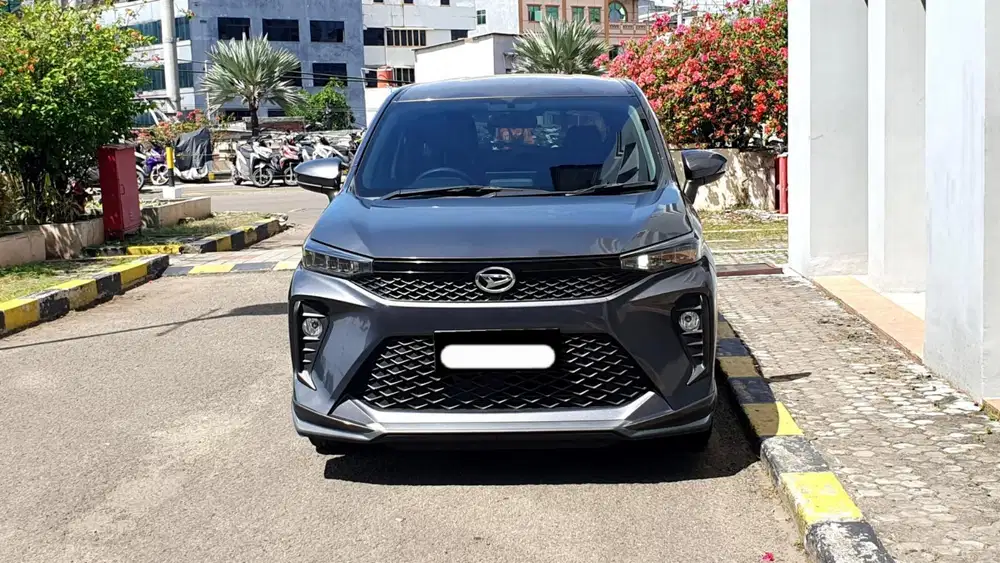 Km18rb daihatsu xenia r ads 2022 hitam pajak panjang