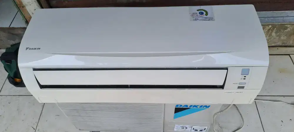 Ac daikin 1pk mulus