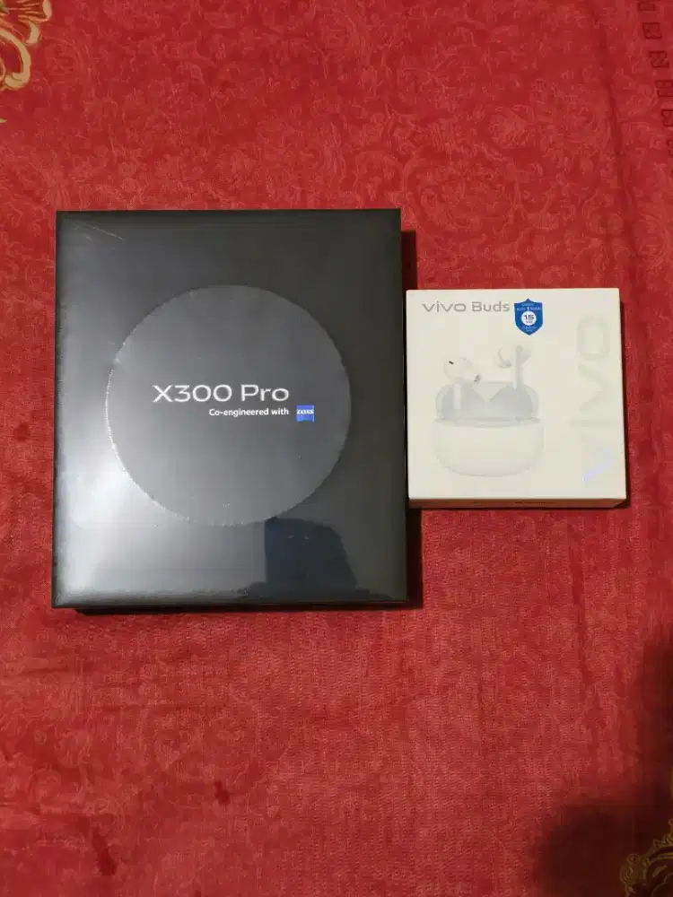 Vivo X300 Pro 16/512 GB Cloud White Garansi Resmi 2 Tahun