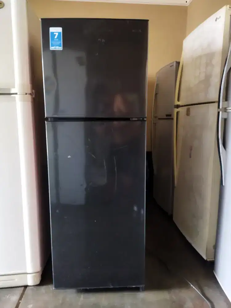 Kulkas Aqua 2 Pintu Grey Siap Pakai