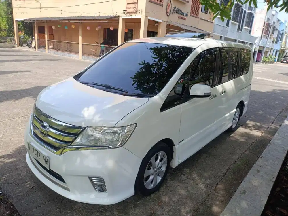 CASH Nissan Serena C26 High Way Star HWS Autech Panoramic 2013 Jual BU
