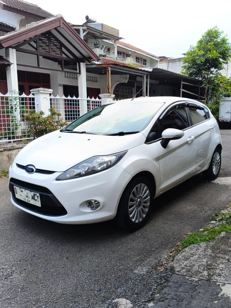 Ford Fiesta 2013 Bensin