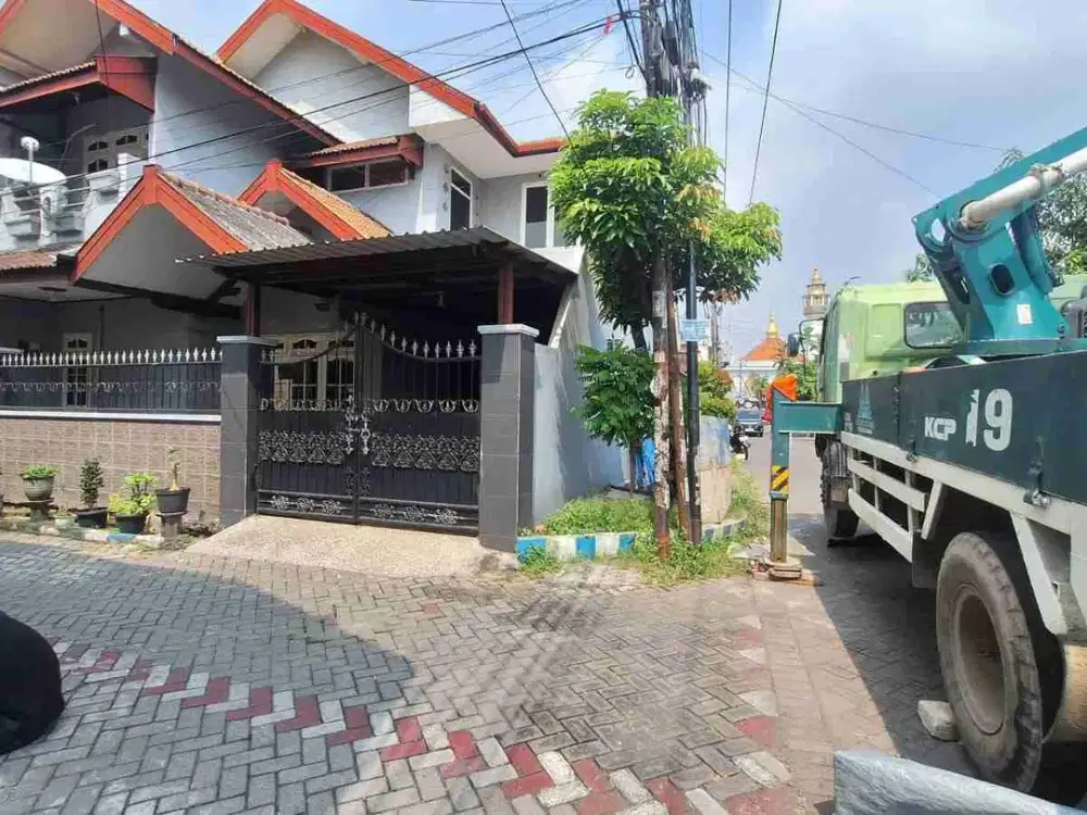 Dijual via lelang rumah di kebraon Karangpilang Surabaya