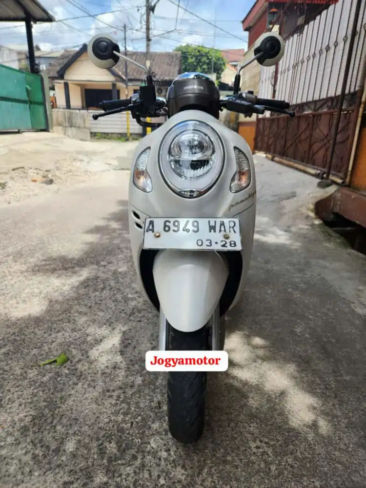 (C) HONDA SCOOPY PRISTAGE TAHUN 2023