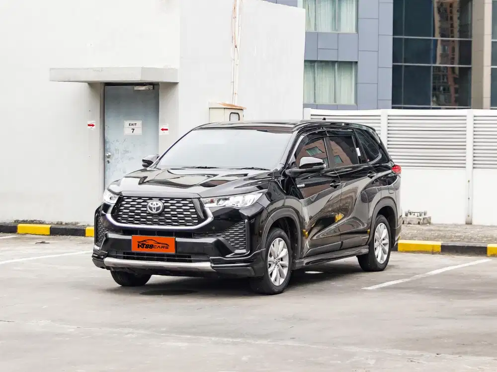 Toyota Zenix 2.0 V Hybrid Modelista Matic 2024