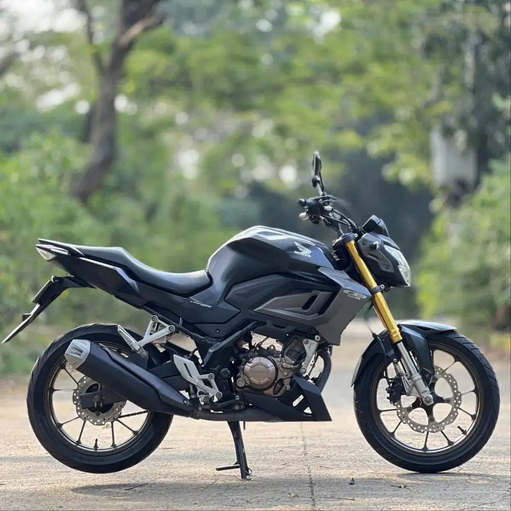 HONDA NEW CB150R BLACK 2023 KM RENDAH PAJAK PANJANG SIAP GAS