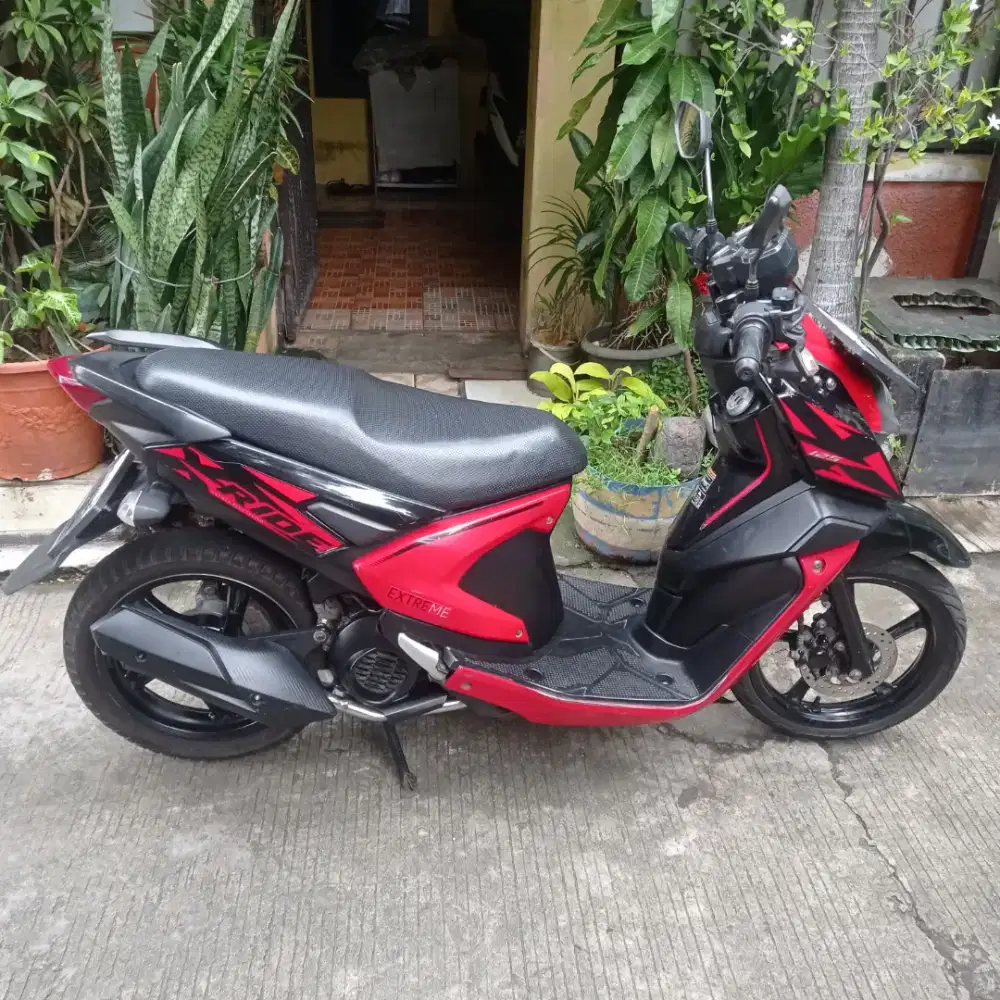 Yamaha XRIDE 125 Merah Hitam 2018