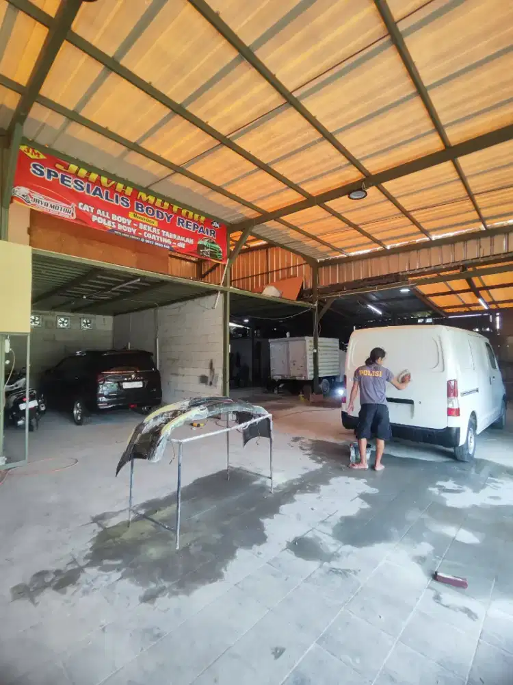 Jasa reparasi mobil
