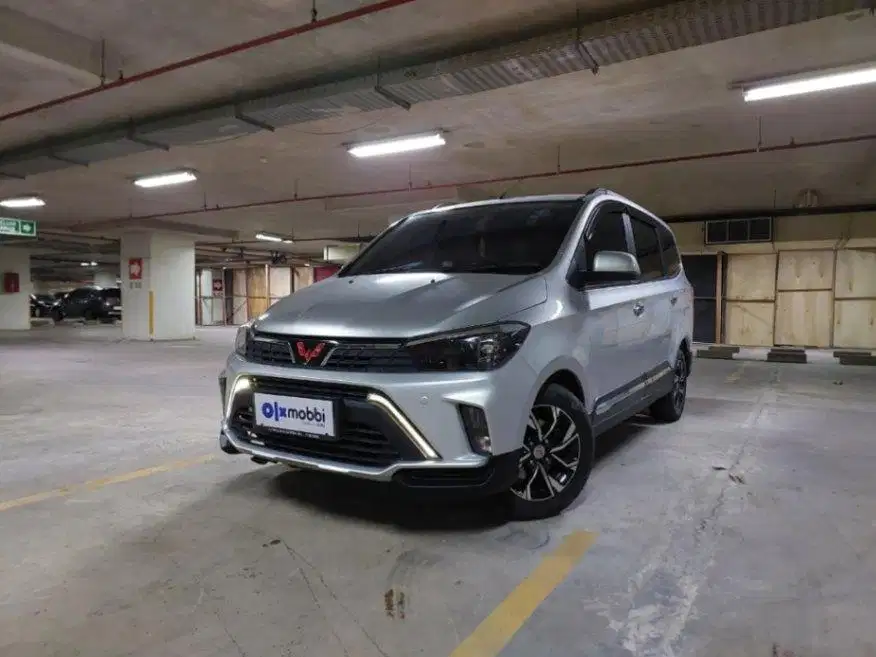 LOW DP Wuling Confero S 1.5 L ACT Lux Plus Bensin-MT 2021 EZG