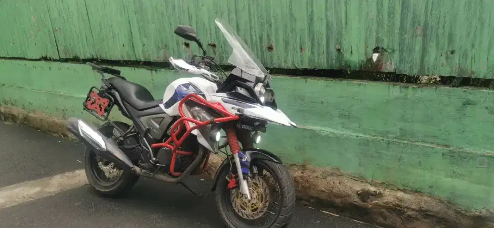 Honda Mega Pro Adventure