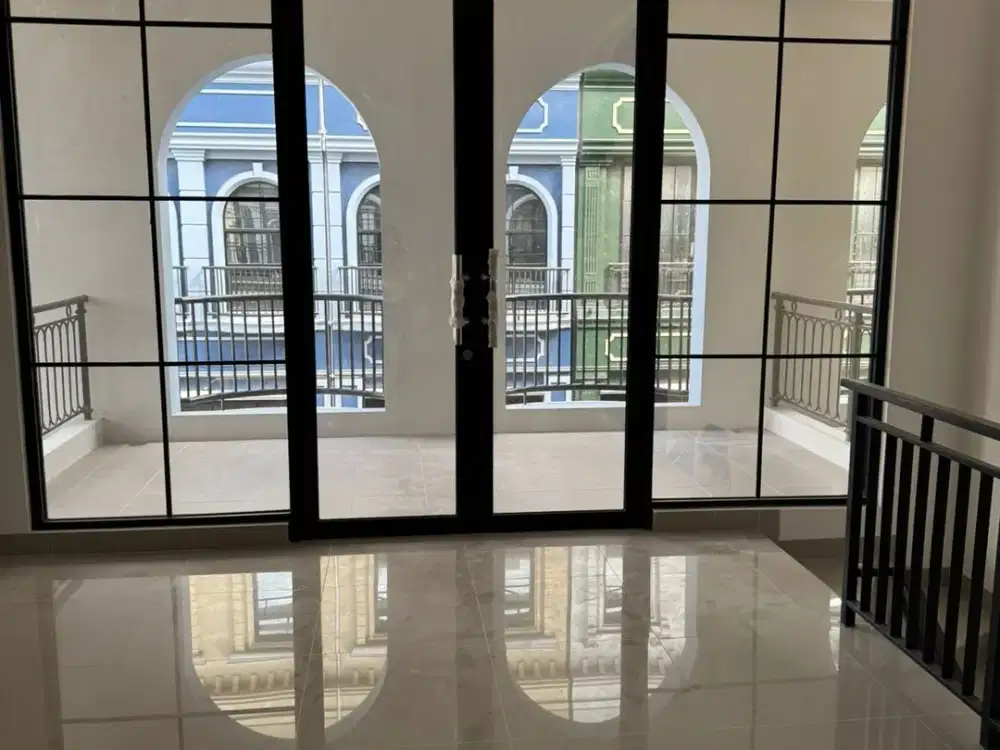 Disewakan Ruko Euro Asia Murah Under 200jt di PIK 2