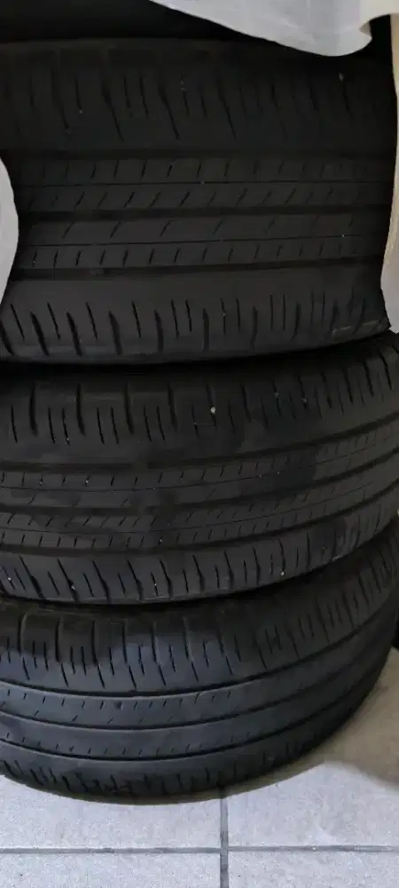 Ban Bekas Dunlop Enasave 205/55 r16