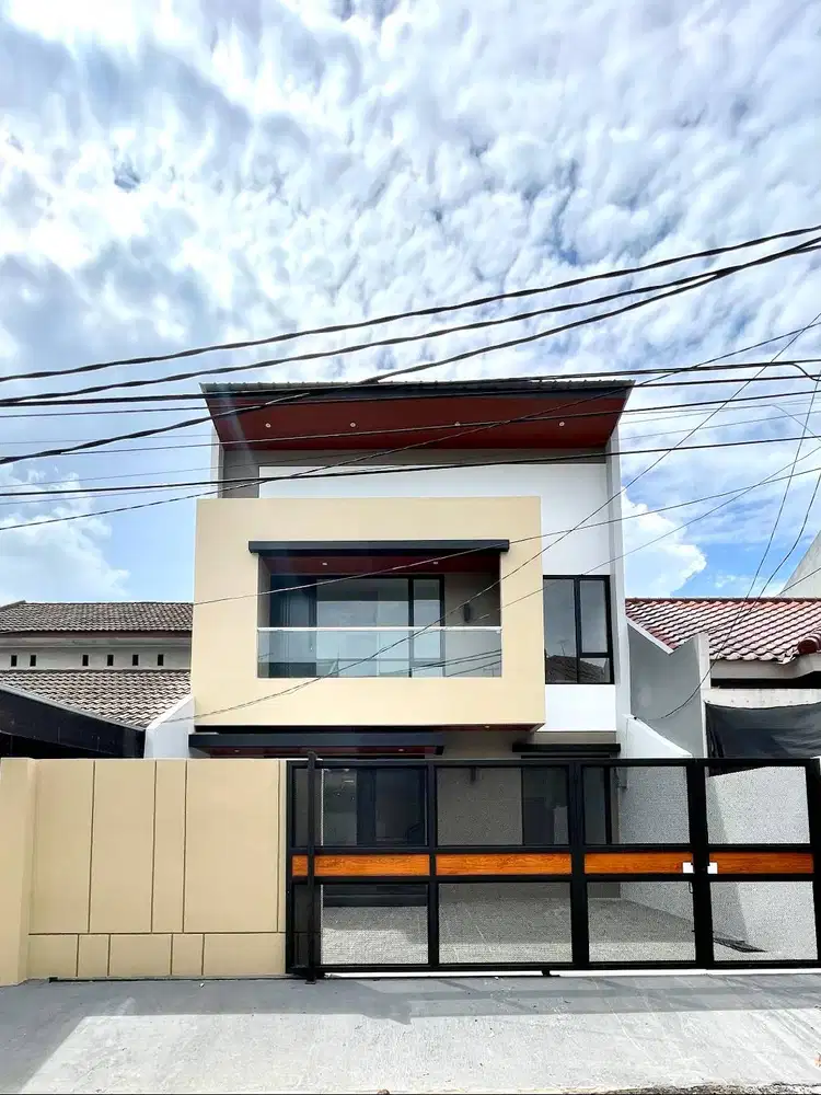 Dijual Rumah di Griya Loka BSD CITY