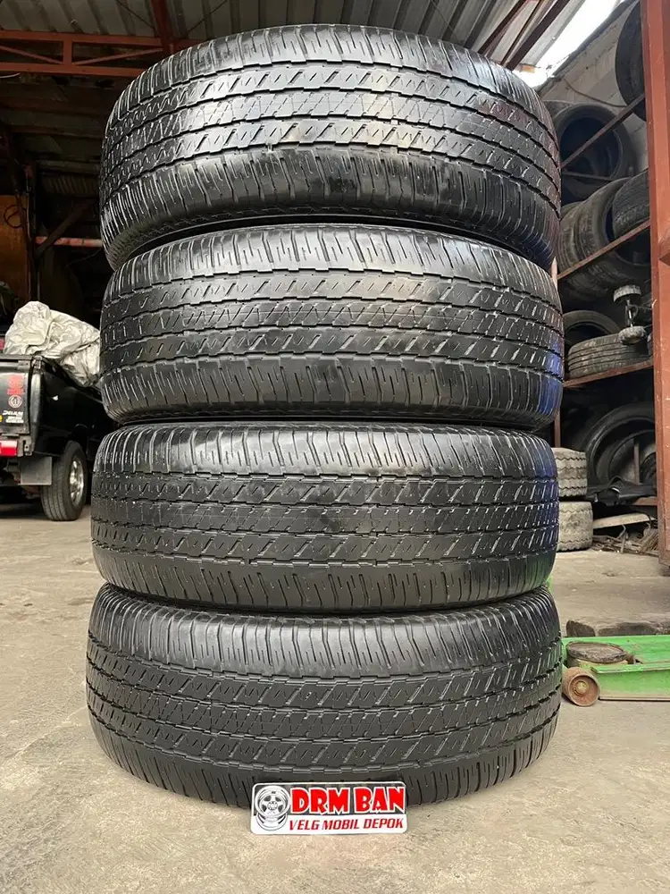 4ban copotan ukuran 265/60/18 merek bridgeston kondisi 85% thn 2021