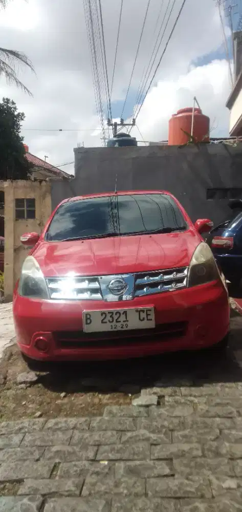 Nissan Grand Livina 2009