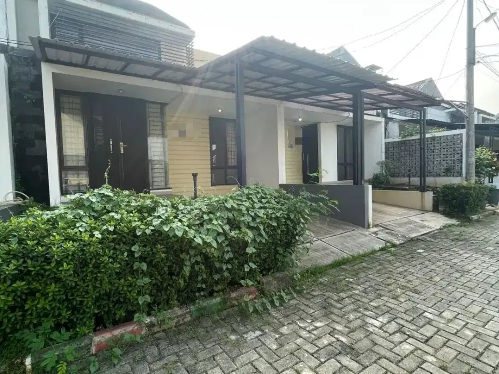 Dijual Rumah di The Green Park Residence