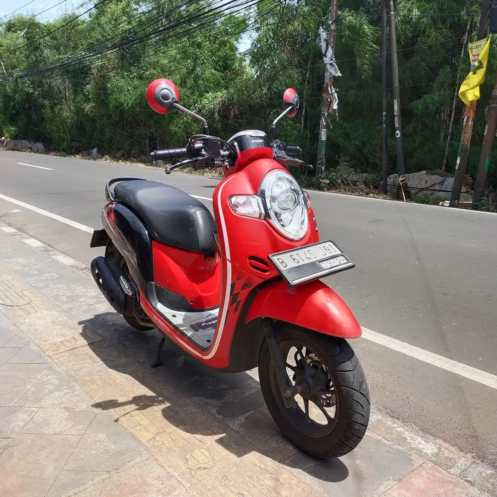 Honda Scoopy Donat 2018 Gress Bagus