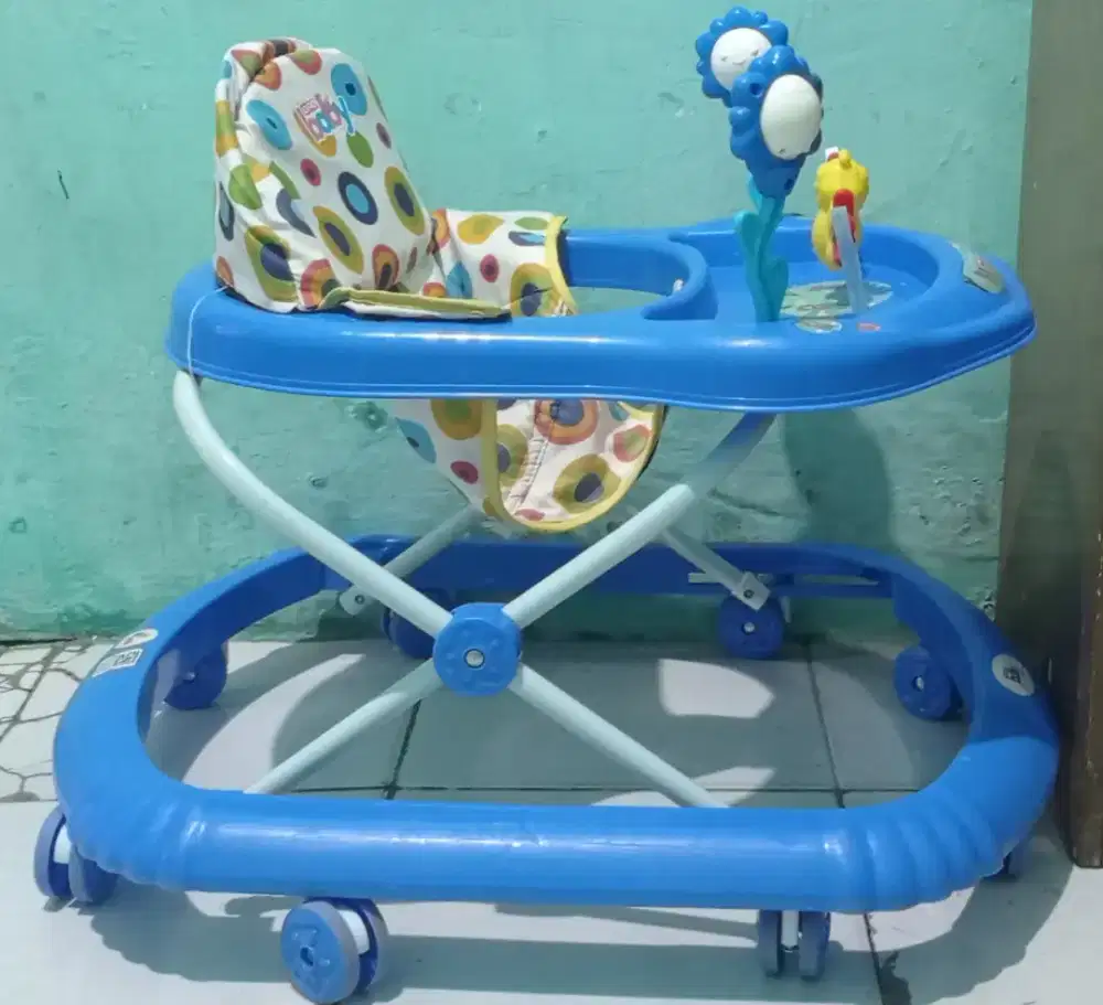 Baby walker preloved