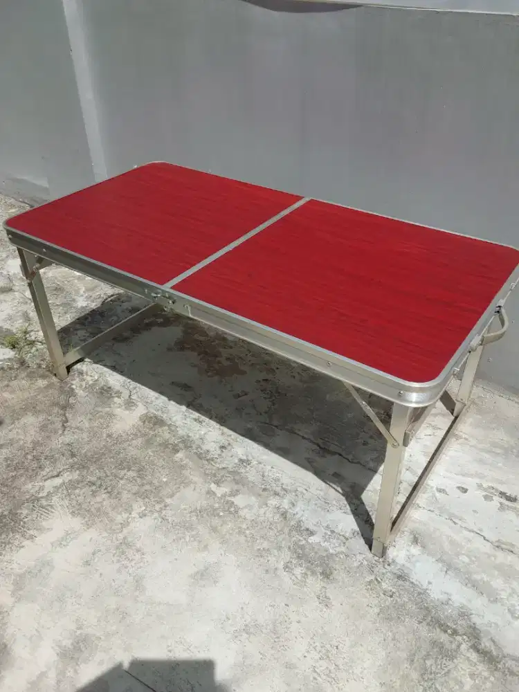 Meja lipat (cuci gudang pindahan)