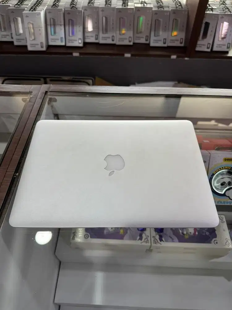 Macbook Air 2017 13 8/512gb