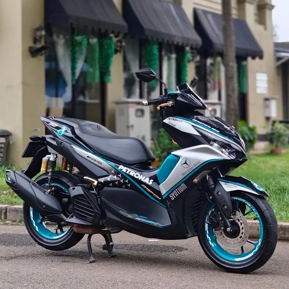 YAMAHA AEROX 155 CONNECTED ABS 2021 HITAM KM LOW PAJAK ON SUPER GRESS