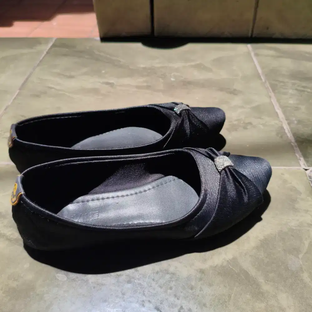 Sepatu pantofel wanita pita - HSC 2025