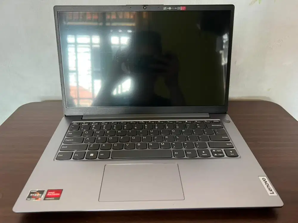 Lenovo V14 G4 RAM 8 GB SSD 512 GB