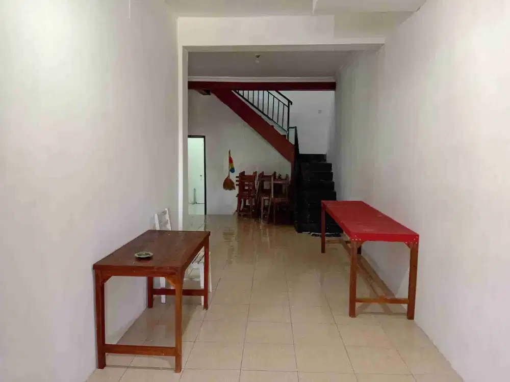 Rumah siap huni strategis pinggir jalan raya cocok untuk kantor atau usaha