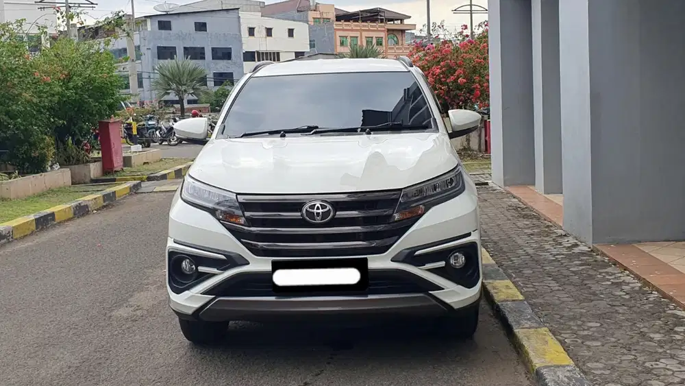 Km10rb toyota rush s gr sport 2023 matic putih