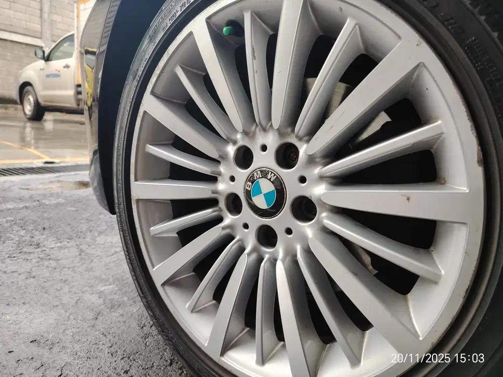 BMW 328i 2014 Bensin