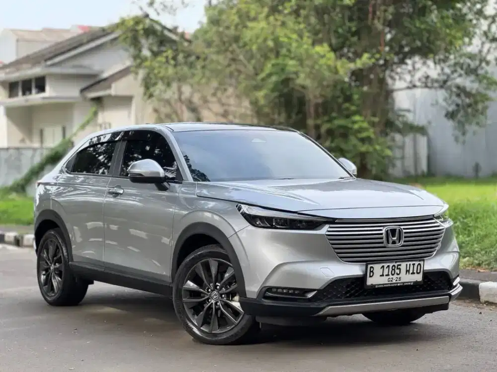 Honda HRV 1.5 L SE cvt 2022 abu-abu metalik  -Promo 5jt