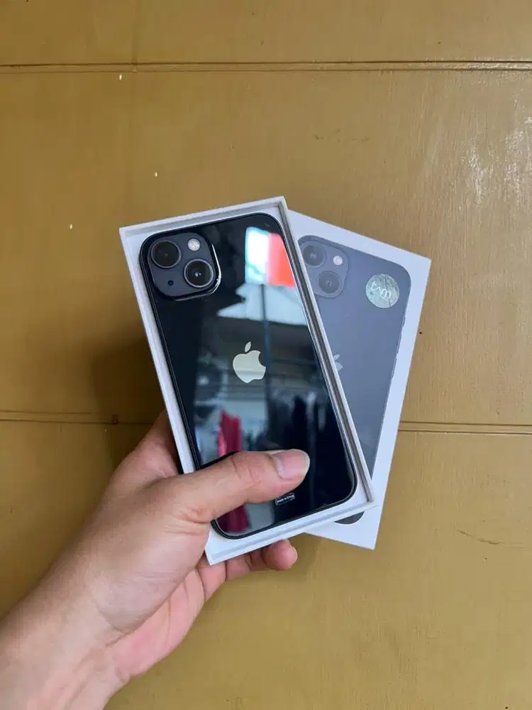 Iphone 13 128 gb ibox PA/A bh 88% mulus lengkap fullset original