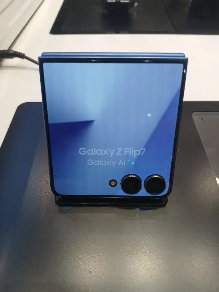 Kredit Samsung Z Flip 7 promo Triple Zero