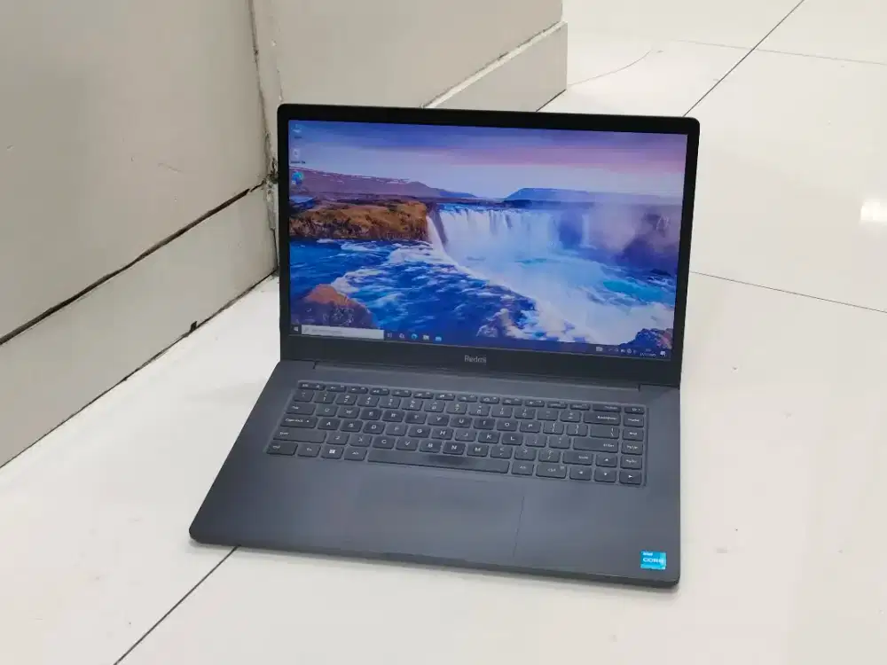 Xiaomi redmibook 15 Intel core i3 gen 11 ram 8 gb ssd 256 gb