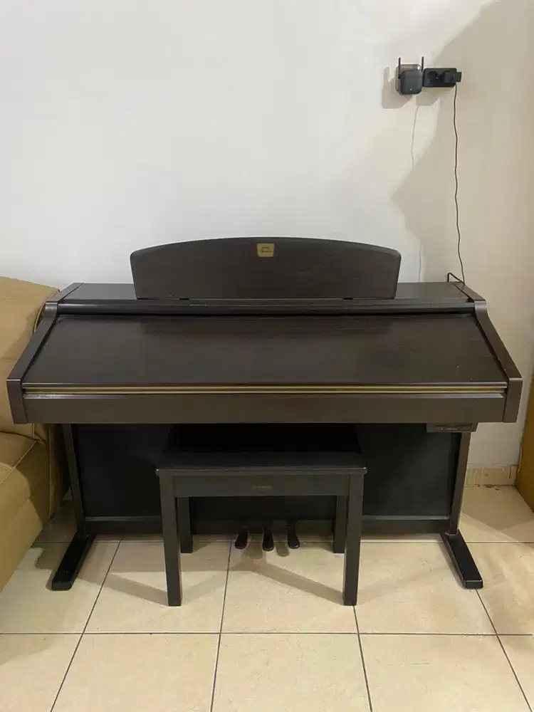 Piano Yamaha Clavinova