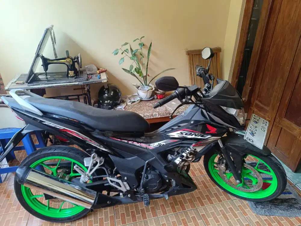 Sonic 2015 mulus tinggal pakai