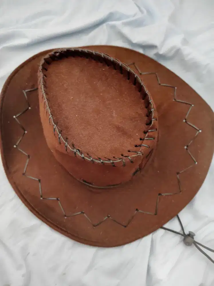 Topi cowboy - HSC 2025
