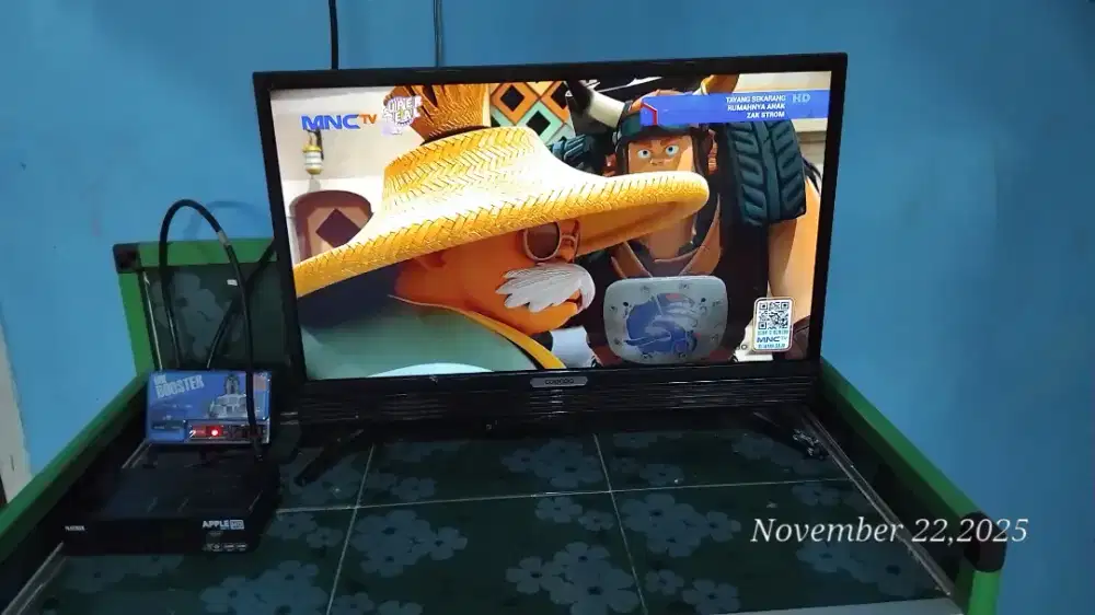 Paket Lengkap!! TV LED Coocaa 24 Inch + STB + Antena + Booster