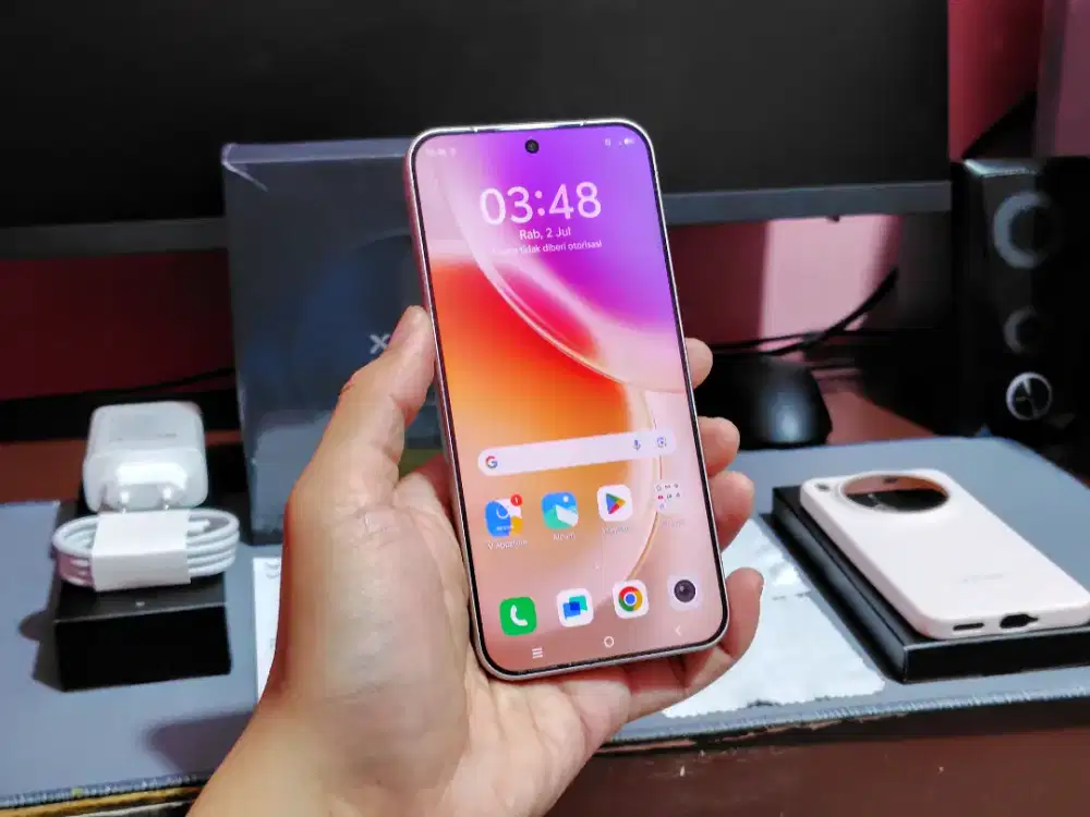 Vivo X300 12/256gb fullset resmi like new umur 2 hari !!