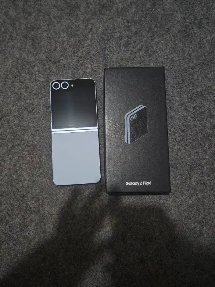 Samsung Galaxy flip 6