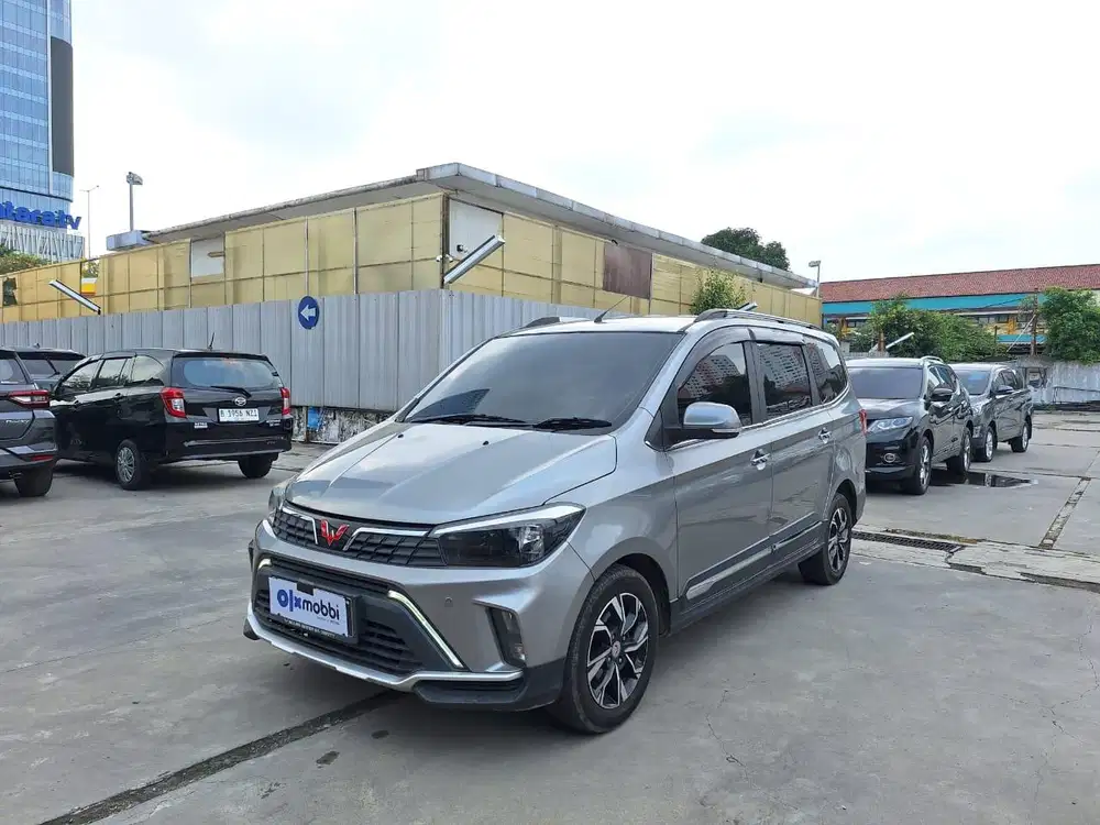 Pajak Panjang - Wuling Confero S 1.5 L Bensin-MT 2021