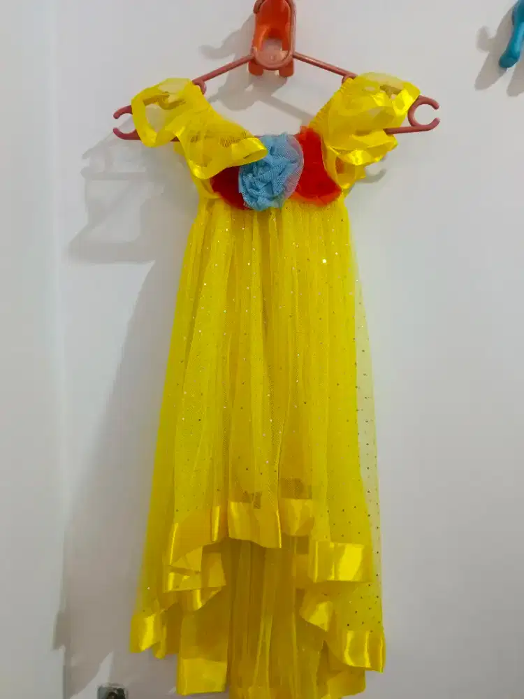 Dress kuning lucu